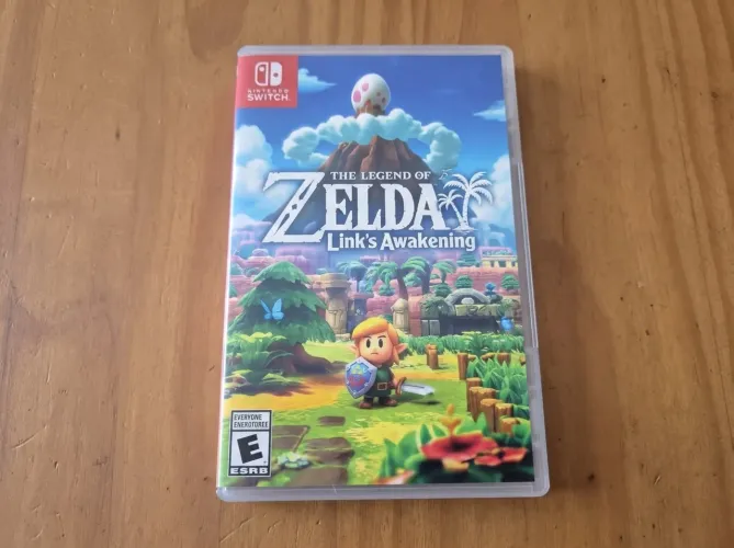 The Legend of Zelda: Link's Awakening - Nintendo Switch (Mídia Física)