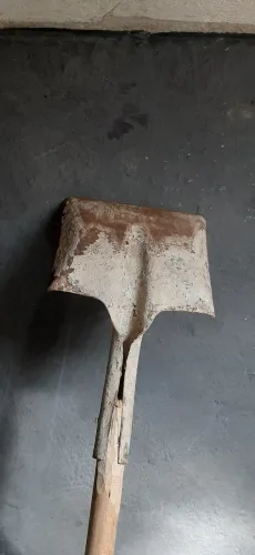 Pá quadrada para construção e jardinagem