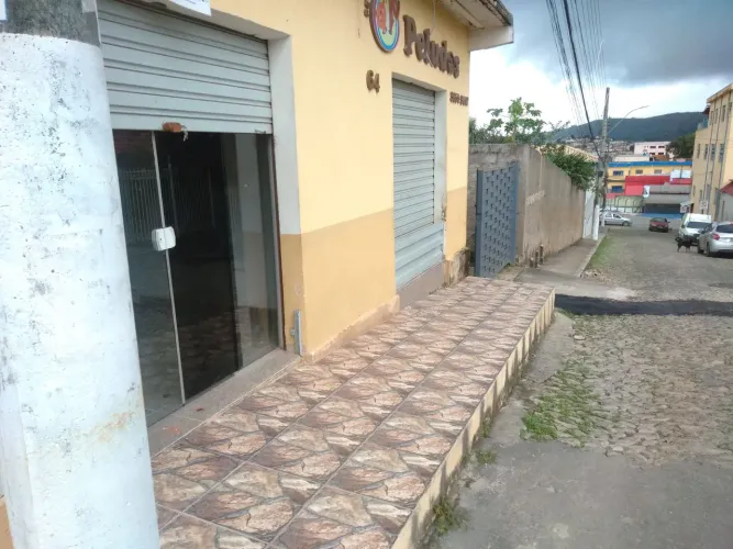 *ALUGA-SE PONTO COMERCIAL - PEDRA BRANCA, CAETÉ*