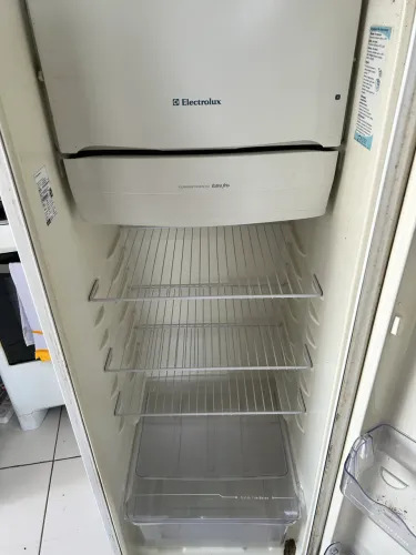 Geladeira 220V