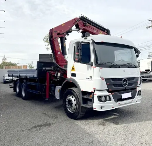 MB ATEGO 2426 6x2 MUNCK E CARROCERIA 2018