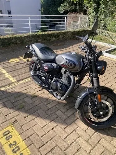 Hunter 350 único dono