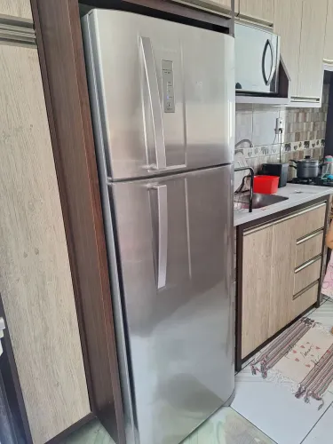 Geladeira Electrolux Inox