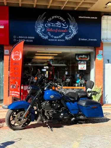 HARLEY DAVIDSON ROAD KING SPECIAL 2023 com Apenas 12.000 km Único Dono