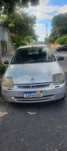 Renault Clio Rn/alize/expr./1.0 Hi-power 16V 5P 2002