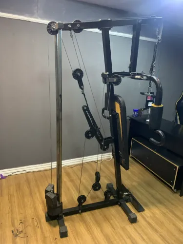 Aparelho pra musculação multifuncional