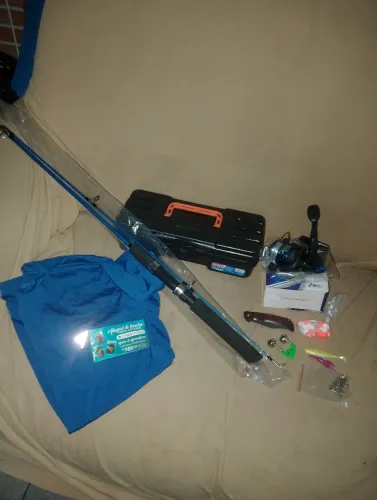 Kit de pesca completo com vara molinete e todos os acessórios oferta