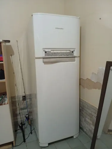 Geladeira Frost Free Electrolux