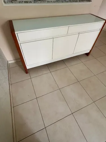 Buffet branco