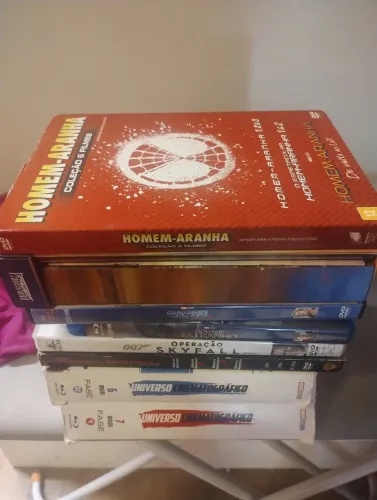 Blu Ray, DVDs VINGADORES e Game Of Thrones