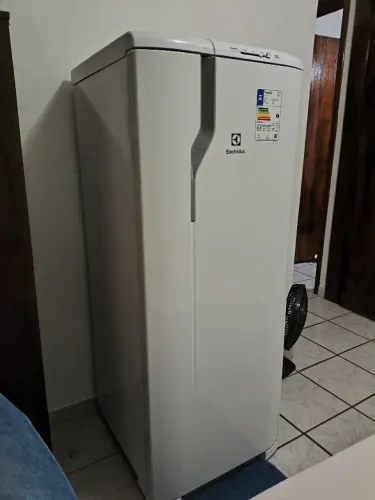 Geladeira Eletrolux 127V