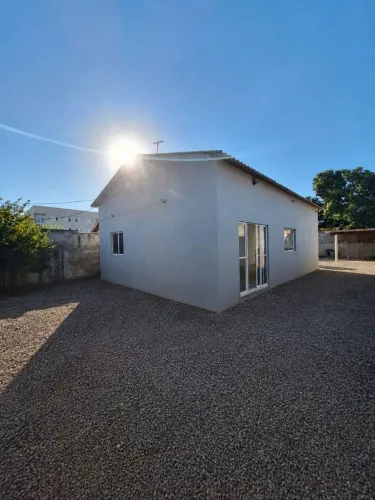 Vende-se ou Aluga-se esta Casa - Parque do Lago Várzea Grande.