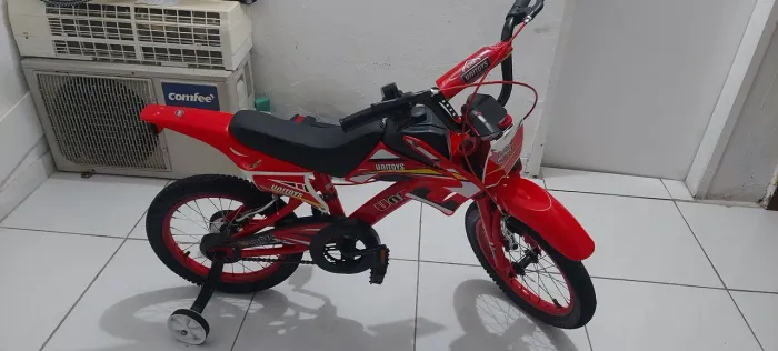 Bicicleta infantil modelo Moto