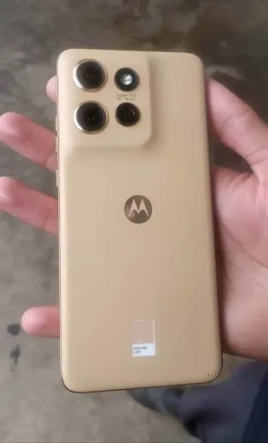 Troco Motorola Edge 50 neo