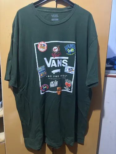 Camiseta Vans Original Verde Militar Estampa Stickers - Tamanho GG