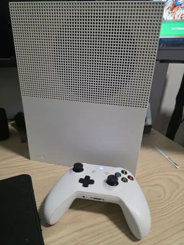 Xbox One S 1tb Impecável. Controle novinho