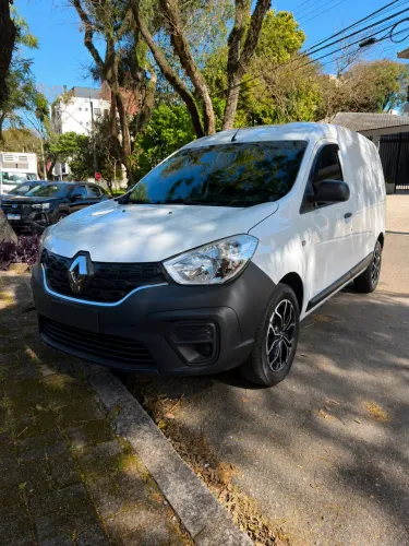 Renault Kangoo Advanced 1.6 16V Flex Mec. 2025