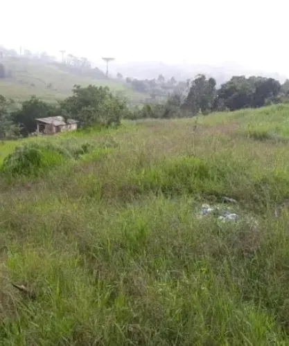 Terreno 784 m²
