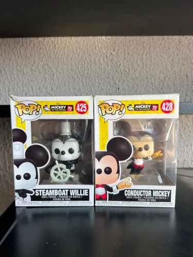 Funko Pop Mickey Mouse 90 anos com avarias* LEIA O ANÚNCIO