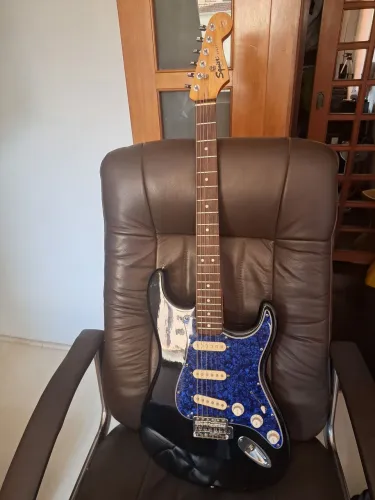 Guitarra Stratocaster Squier Califórnia Séries