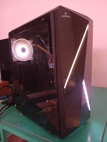Gabinete suprema com fonte 500w