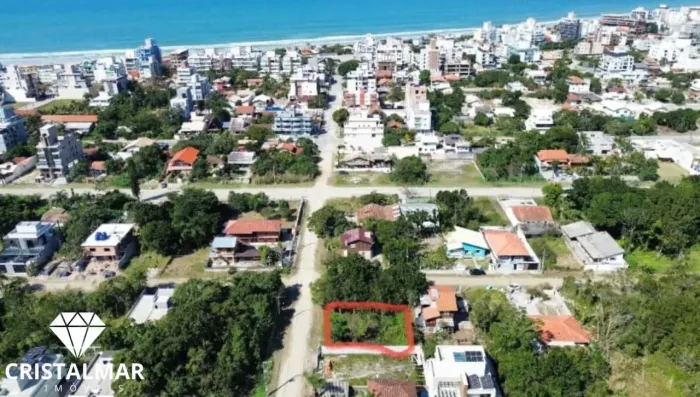 Oportunidade no Mariscal! Terreno 300m² a 450m da praia
