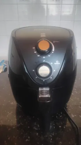 Vendo Airfryer 300$ chama no WhatsApp *