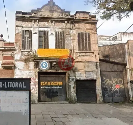 Na Tomaz Flores, sobrado de 271,04 m² pra venda/aluguel.