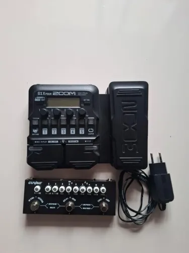 Pedaleira Zoom G1 Four + Fonte Original + Cube Baby