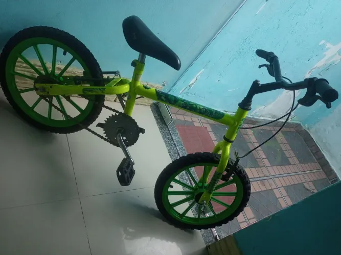Bicicleta Infantil do Hulk 