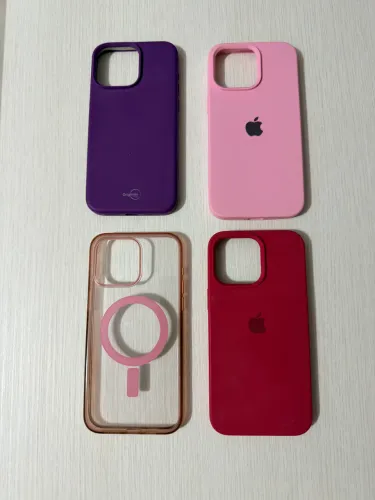 4 Cases iPhone 15 Pro Max - Paralelo