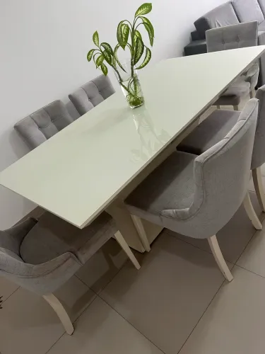 mesa de jantar com 6 cadeiras