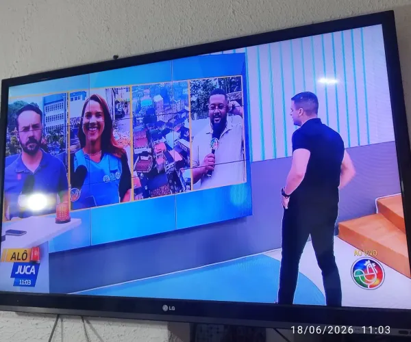 TV LG 42 POLEGADAS SEMI NOVA NÃO É SMART 