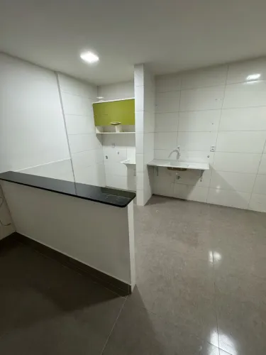 Aluga-se apartamento de 2 quartos na samambaia sul 