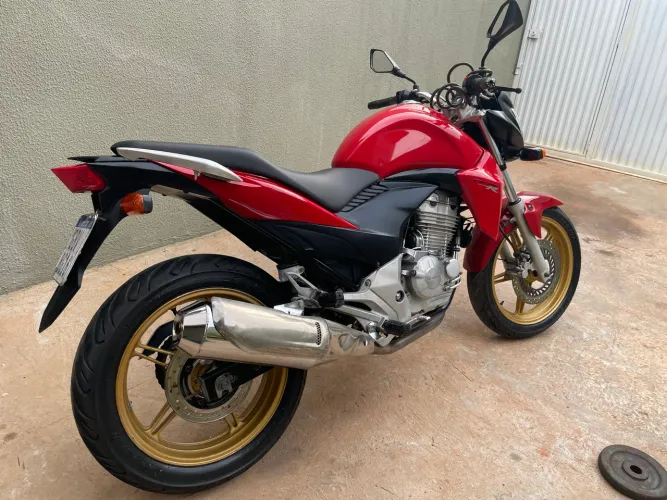 Honda CB300r 2015