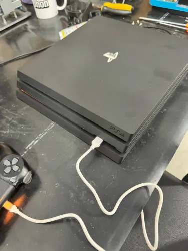 PS4 PRO 1tb