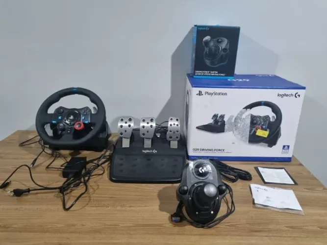 Volante Logitech G29 completo com Câmbio PS5/PS4/PC