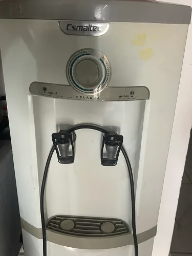 Bebedouro Esmaltec Gelágua