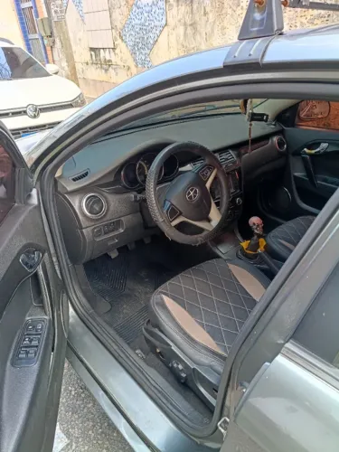 JAC J5 Sedan 1.5 16V 4P Mec. 2014
