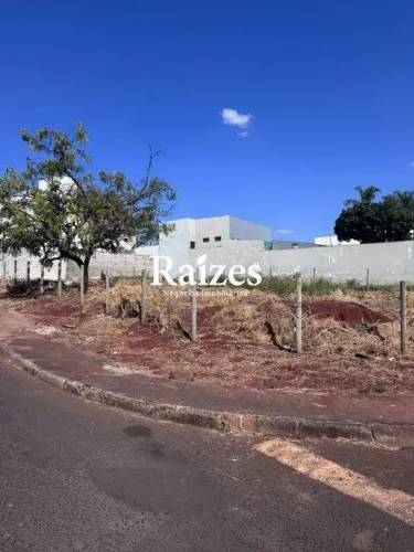 Terreno 499 m² à venda em Uberlândia no Jardim Colina