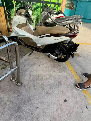 VENDO PCX DLX 2020 BRANCA
