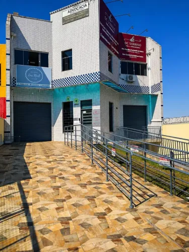 Excelente Sala comercial com 52 m área útil para Locação Bairro Alto Boqueirão Curitiba Pr