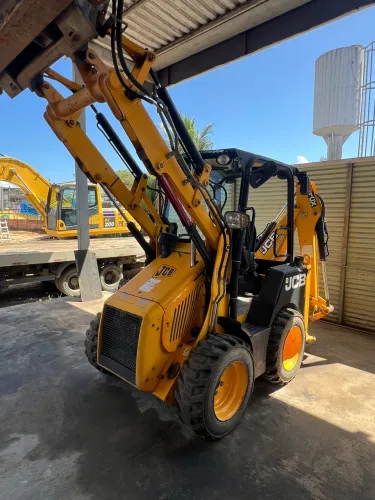 Mini retro escavadeira Jcb 1CX 2014