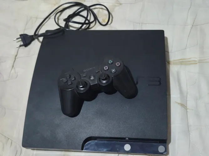 PS3 SLIM COM DEFEITO + CONTROLE ORIGINAL - PARA CONSERTO OU RETIRADA DE PEÇAS