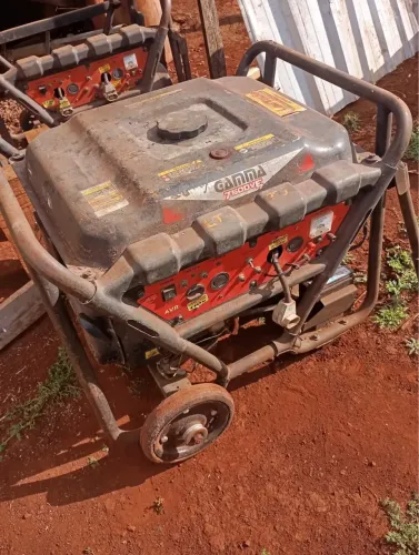 GERADOR DE ENERGIA 110/220 V - GANNA PARTIDA ELÉTRICA