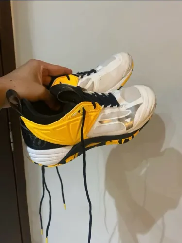 Tênis wave momentum 2