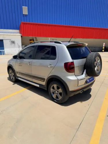Volkswagen Crossfox 1.6 MI Total Flex 8V 5P 2012