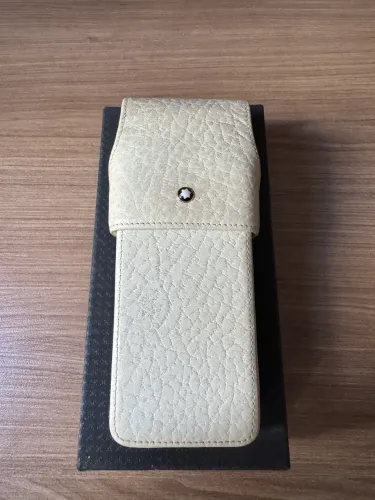 Estojo porta canetas Montblanc em couro