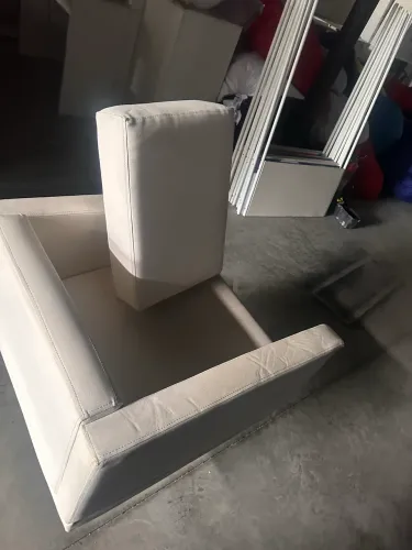 Poltronas - Brancas 