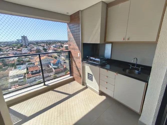 Venda de Apartamentos / Padrão na cidade de Araraquara